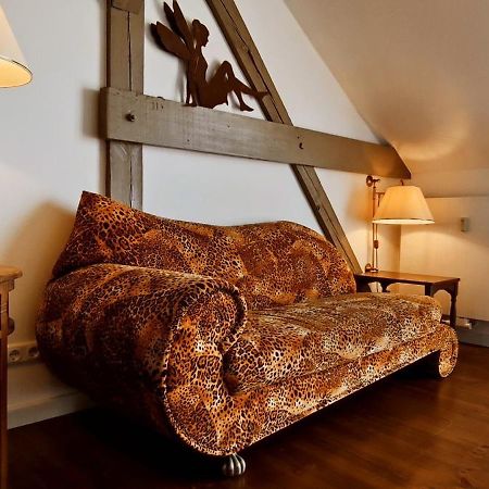 Loggiahaus Am Schloss, 5 Ferienwohnungen, Teils Mit Schloss- Und Seeblick Rheinsberg Esterno foto